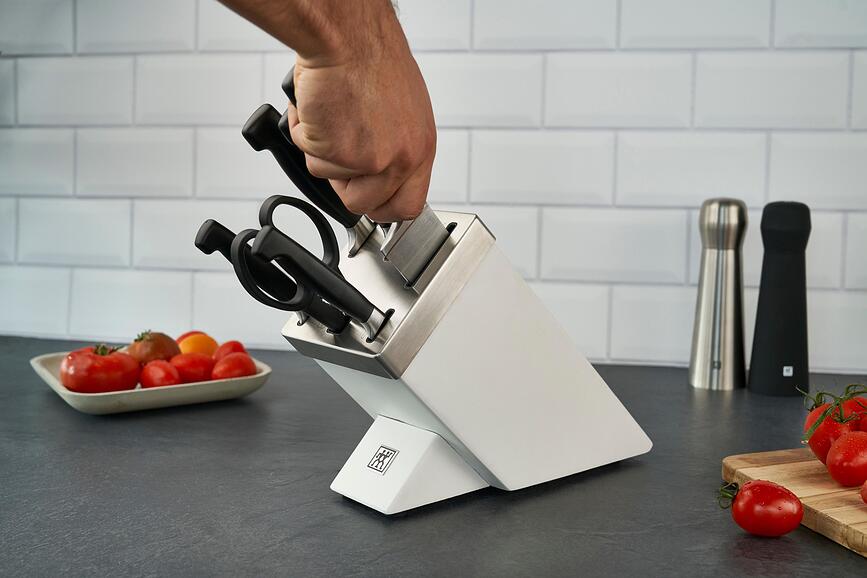 Bloque autoafilador Four Star, negro, con 5 cuchillos y tijeras