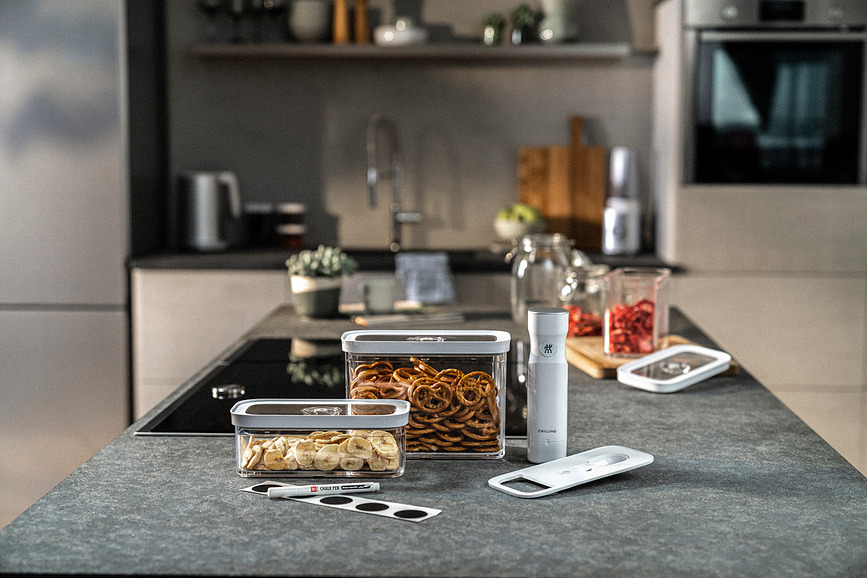 Contenedores al vacío Fresh & Save Cube M, con bandeja interior, etiquetas y rotulador de tiza, Set de 10 piezas