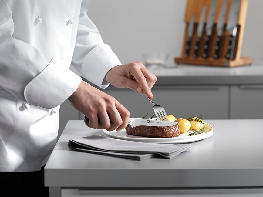 Cuchillo para carne Zwilling Pro, 12 cm