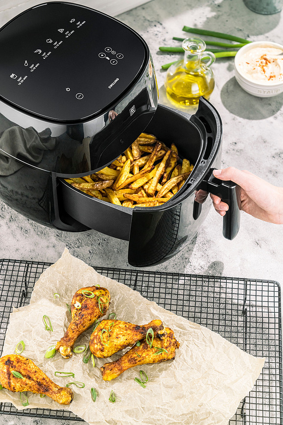 Electrics Air Fryer Friteza na vrući zrak 4 L crna