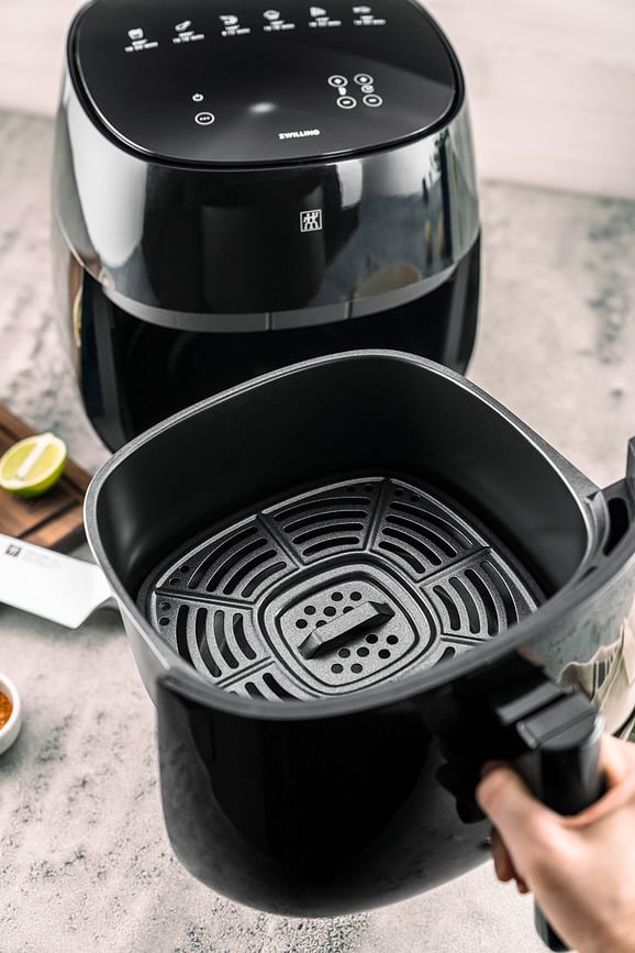 Electrics Air Fryer Friteza na vrući zrak 4 L crna