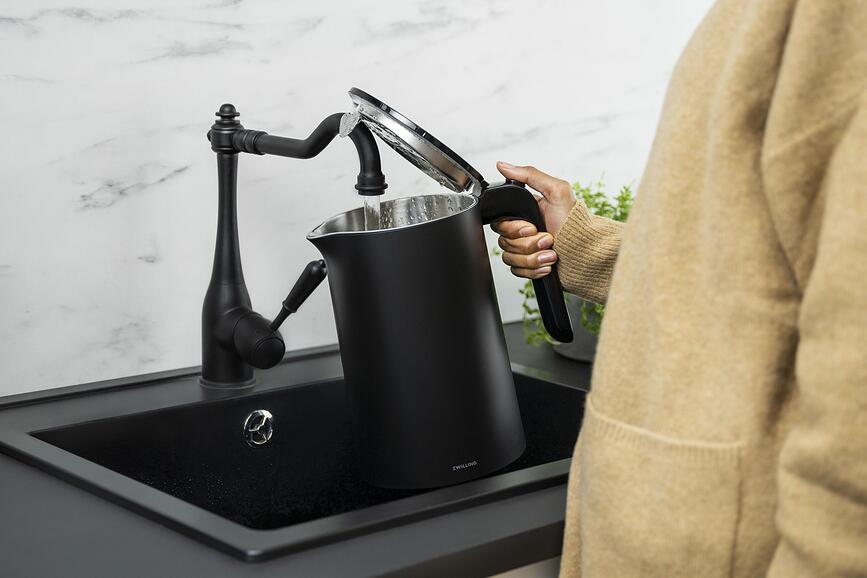 Enfinigy Bouilloire électrique 1,5 l, noire