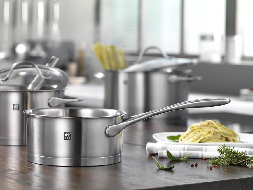 Essence Batterie de Cuisine, set 5 pièces