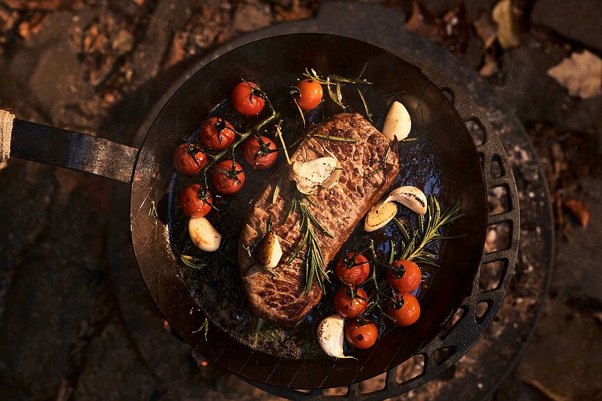 Forge Poêle en fer, 28 cm