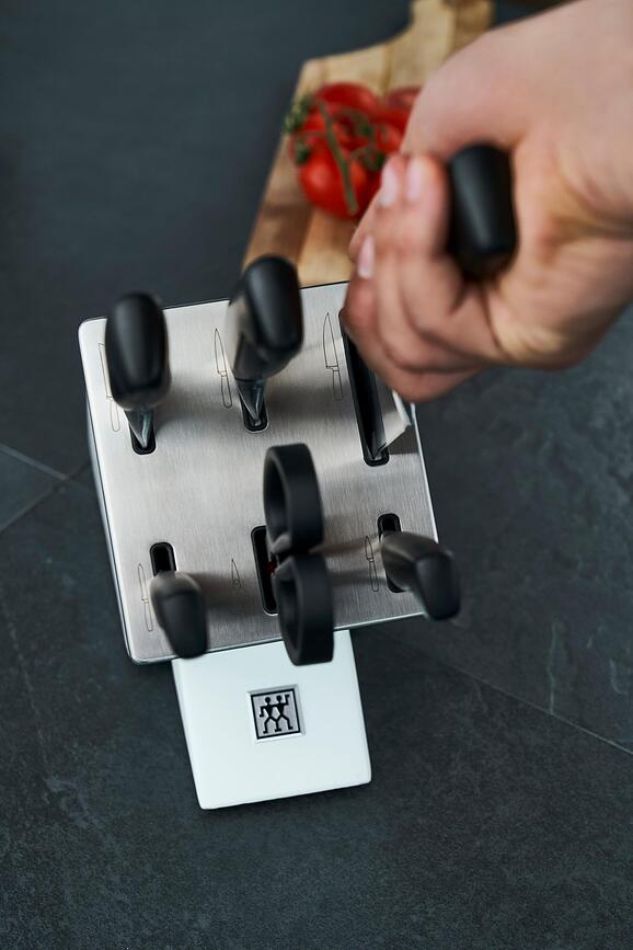 Four Star Μπλοκ Μαχαιριών αυτοακονιζόμενο, μαύρο, 5 μαχαίρια και ψαλίδι