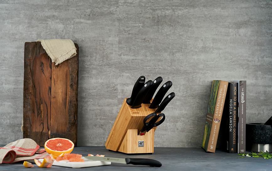 Juego de Cuchillos con Bloque Zwilling Style, 5 cuchillos, tijeras y afilador, Set de 8 piezas