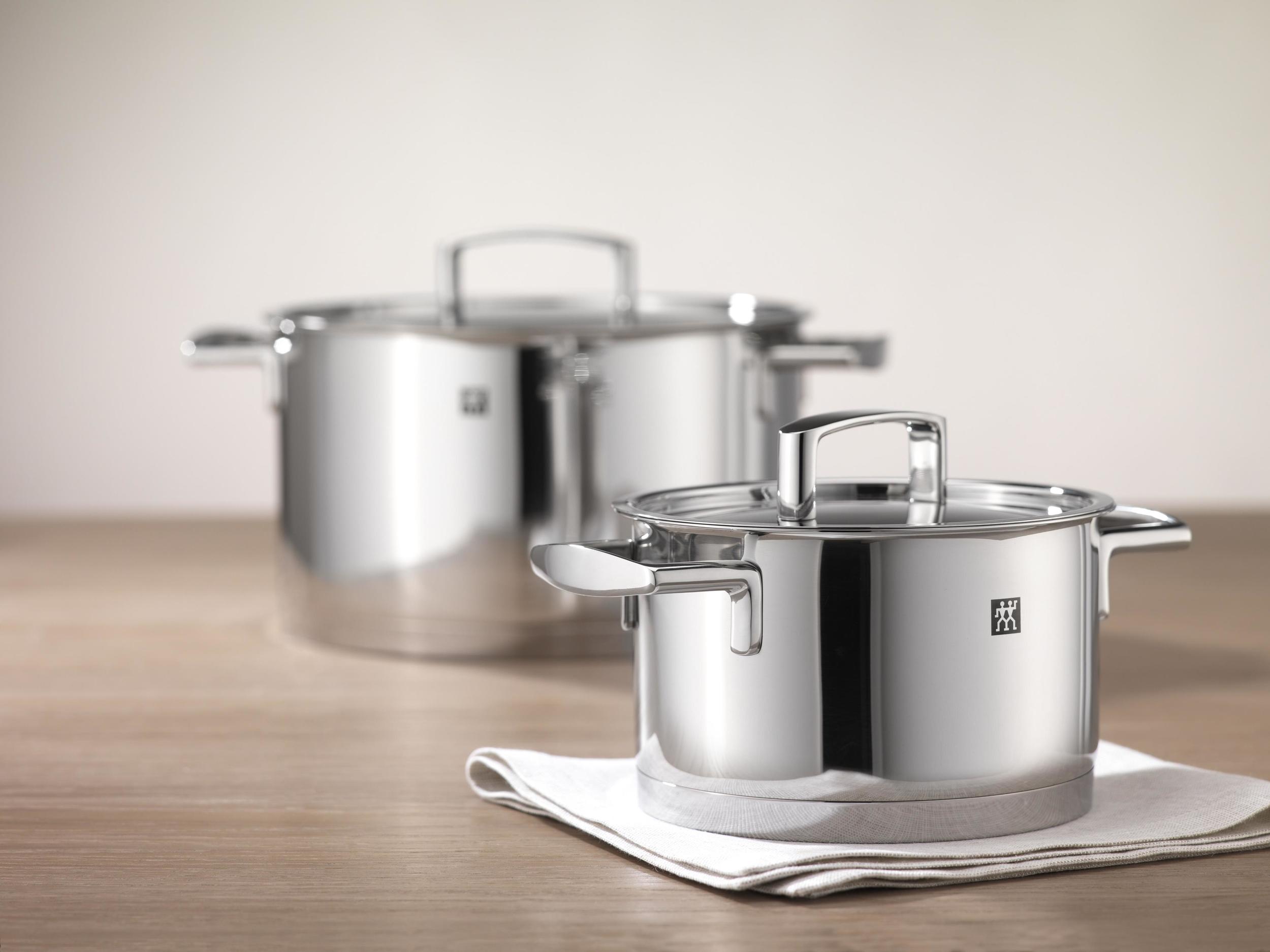 Zwilling Passion Cookware Set of 9 pieces - 5 pots - 4 lids Steel