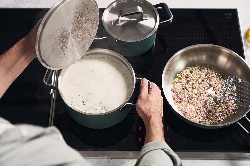 Pure Batterie de Cuisine avec casserole et 2 couvercles, crème, Set 5 pièces