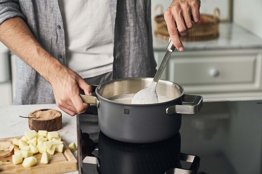 Pure Batterie de Cuisine avec casserole et 2 couvercles, crème, Set 5 pièces