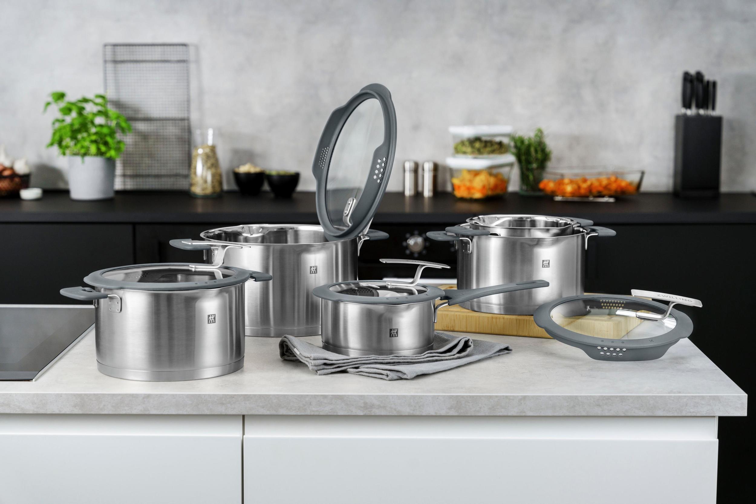 https://3fa-media.com/zwilling/zwilling-simplify-cooking-pot-high__130272_dd50ede-s2500x2500.jpg