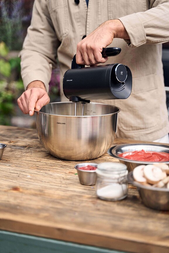 Xtend Ručni Mikser bežični crni bez akumulatora