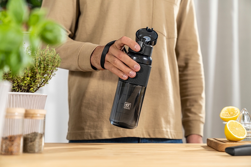 Zwilling Bottle Bouteille 680 ml, bleue